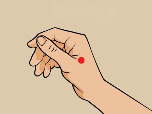 Когда болит лобная часть головы массаж