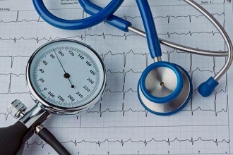 Гипертония сопровождается повышением давления Гипертония сопровождается повышением давления